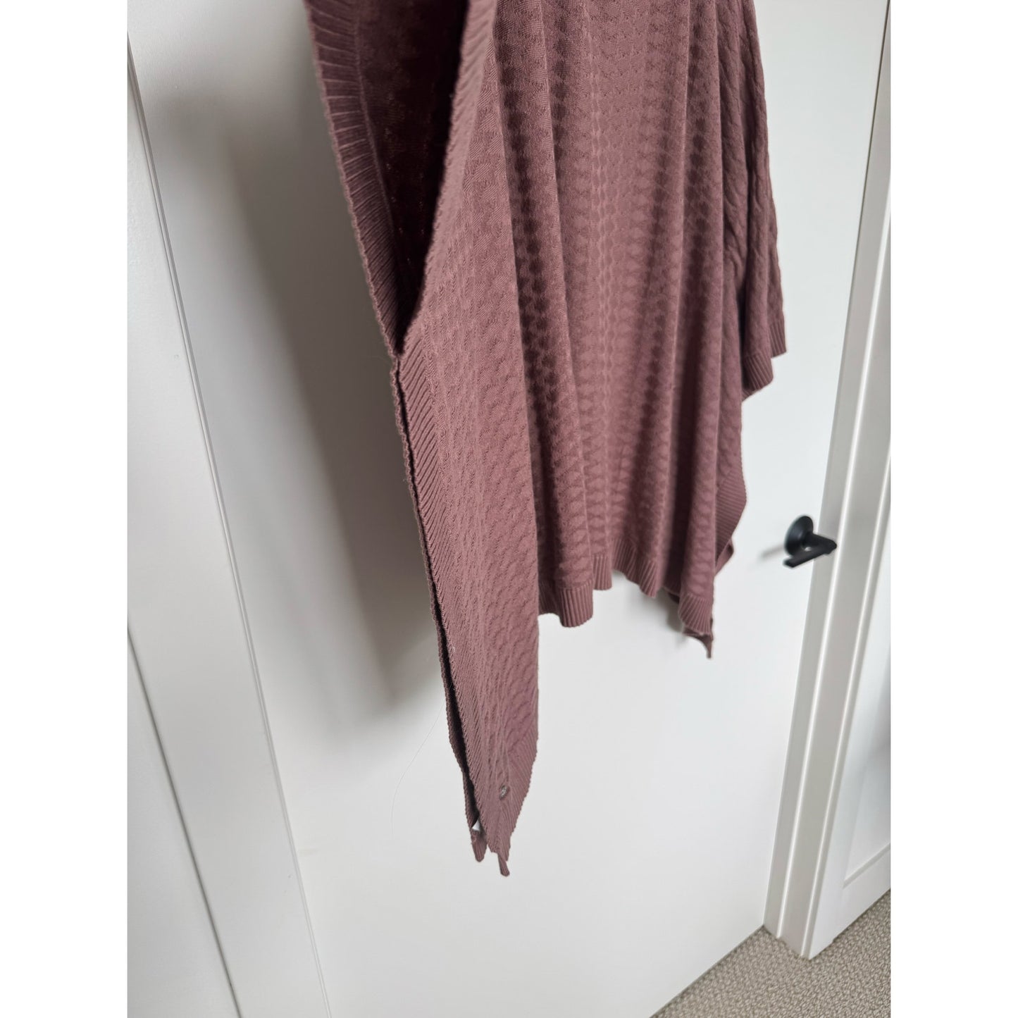 Lululemon Divinity Cashmere Blend Poncho – One Size (OS)