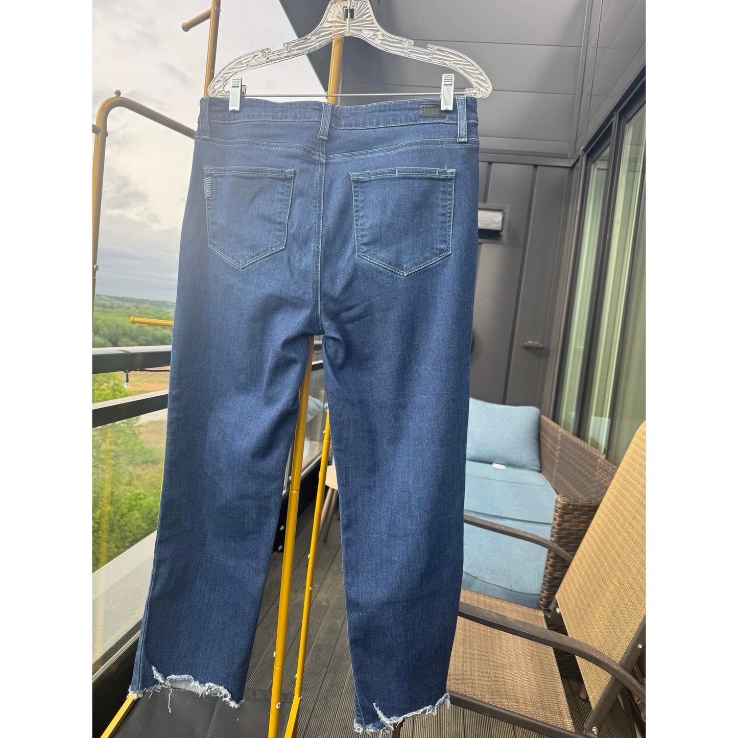 PAIGE Jacqueline Straight Raw Hem Jeans Size 32 Dark Wash Denim