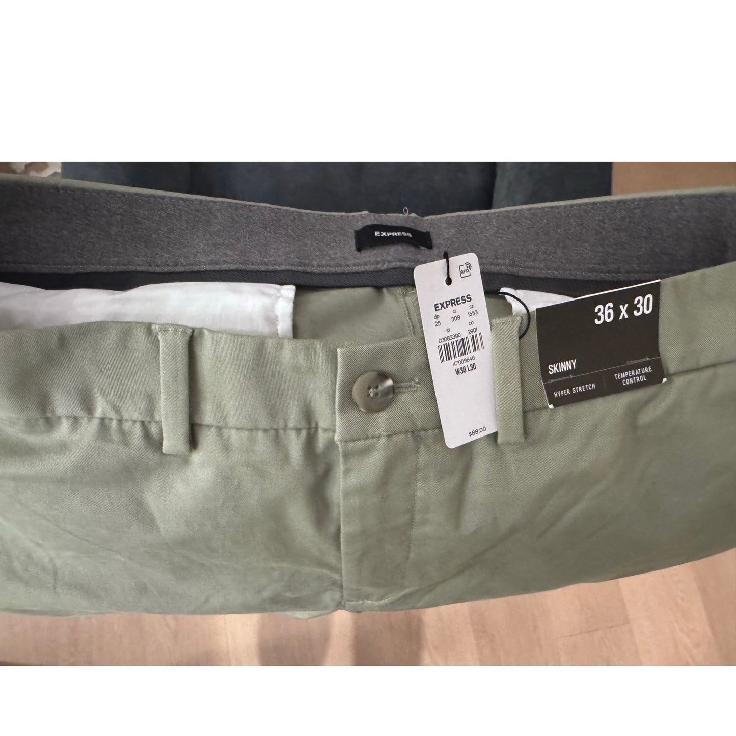 Express Men's Skinny Comfort Waist Hyper Stretch Chino Pants 36x30