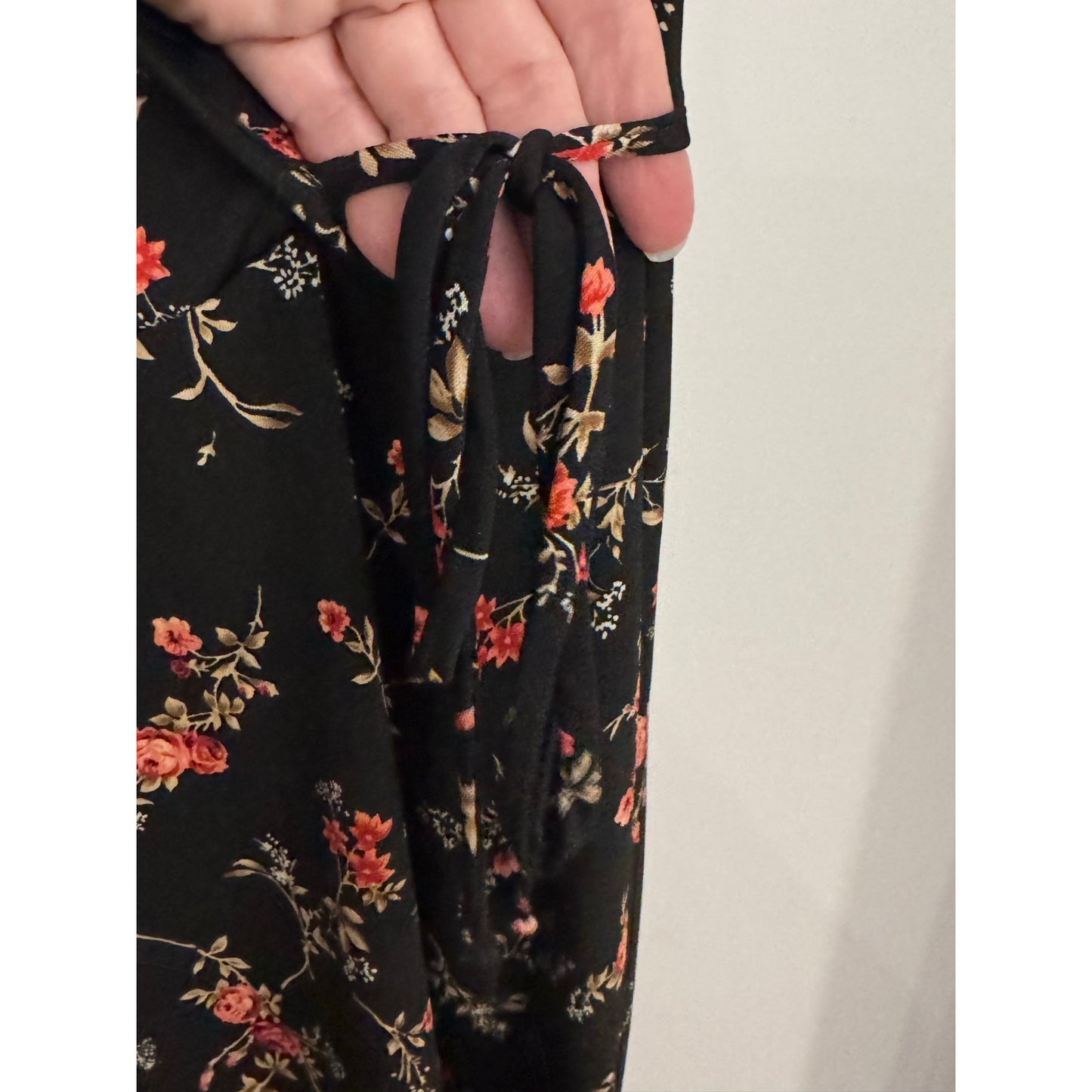 Kaileigh Kaela Floral Faux Wrap Dress XL Black Pink Fit & Flare Flutter Sleeve NEW