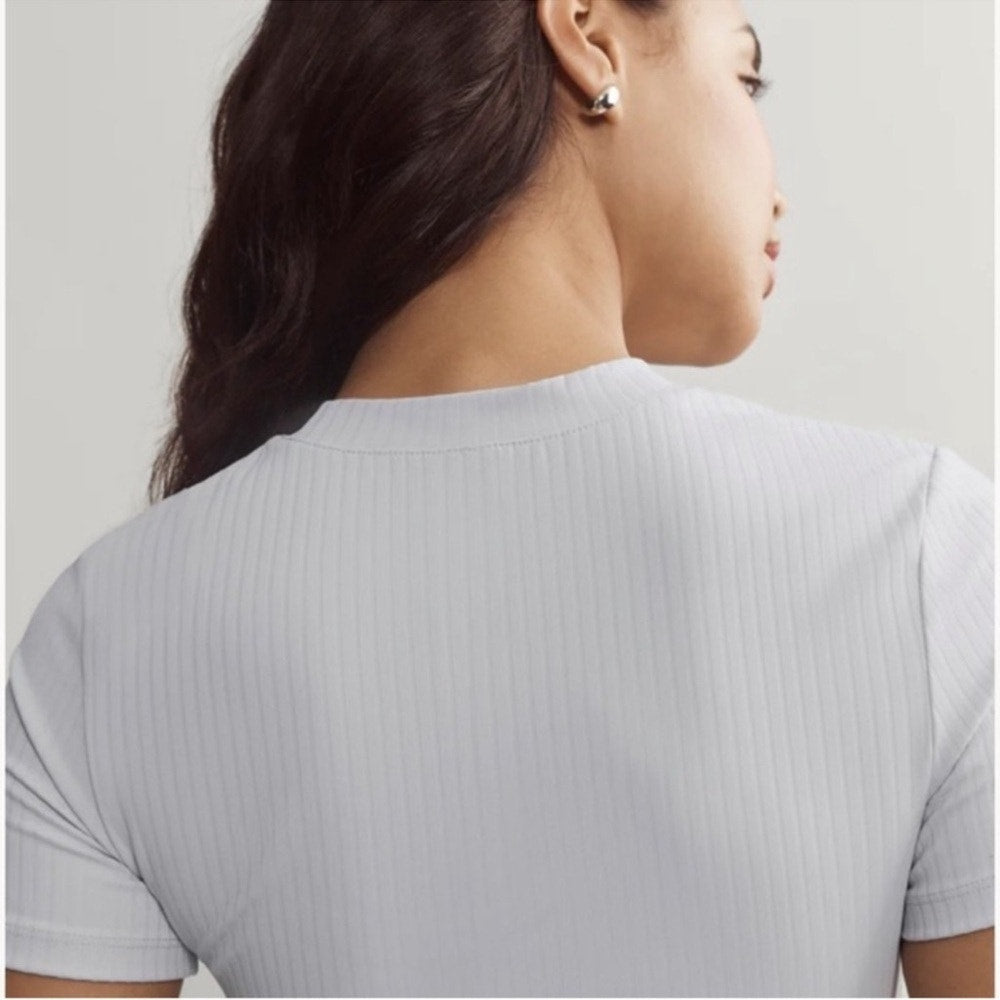 Rhone Modern Ribbed Tee Grey Mist NWT Size XL Fitted Athletic Top