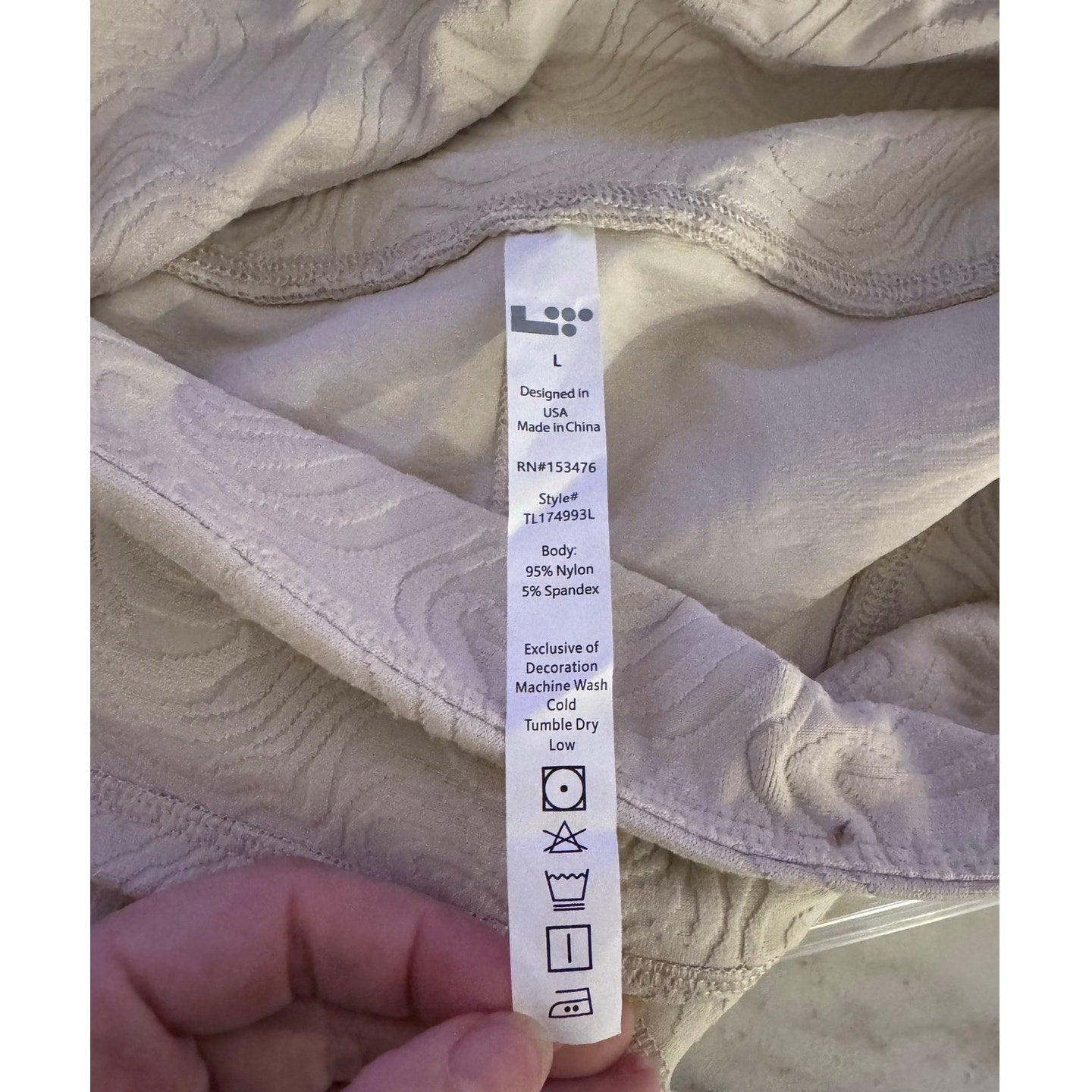 Women's Ripple 7/8 Legging Life Time Branded | Chalk | Large NWT