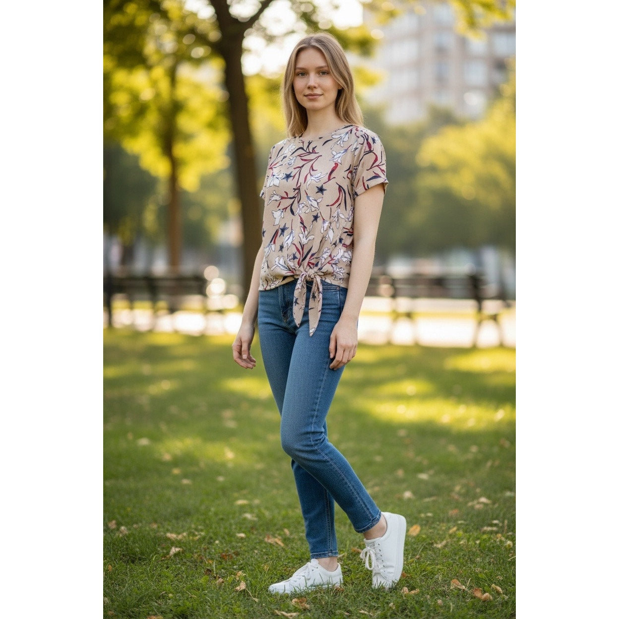Hayden LA Ivory Mix Floral Star Print Tie Front Blouse | Size Medium
