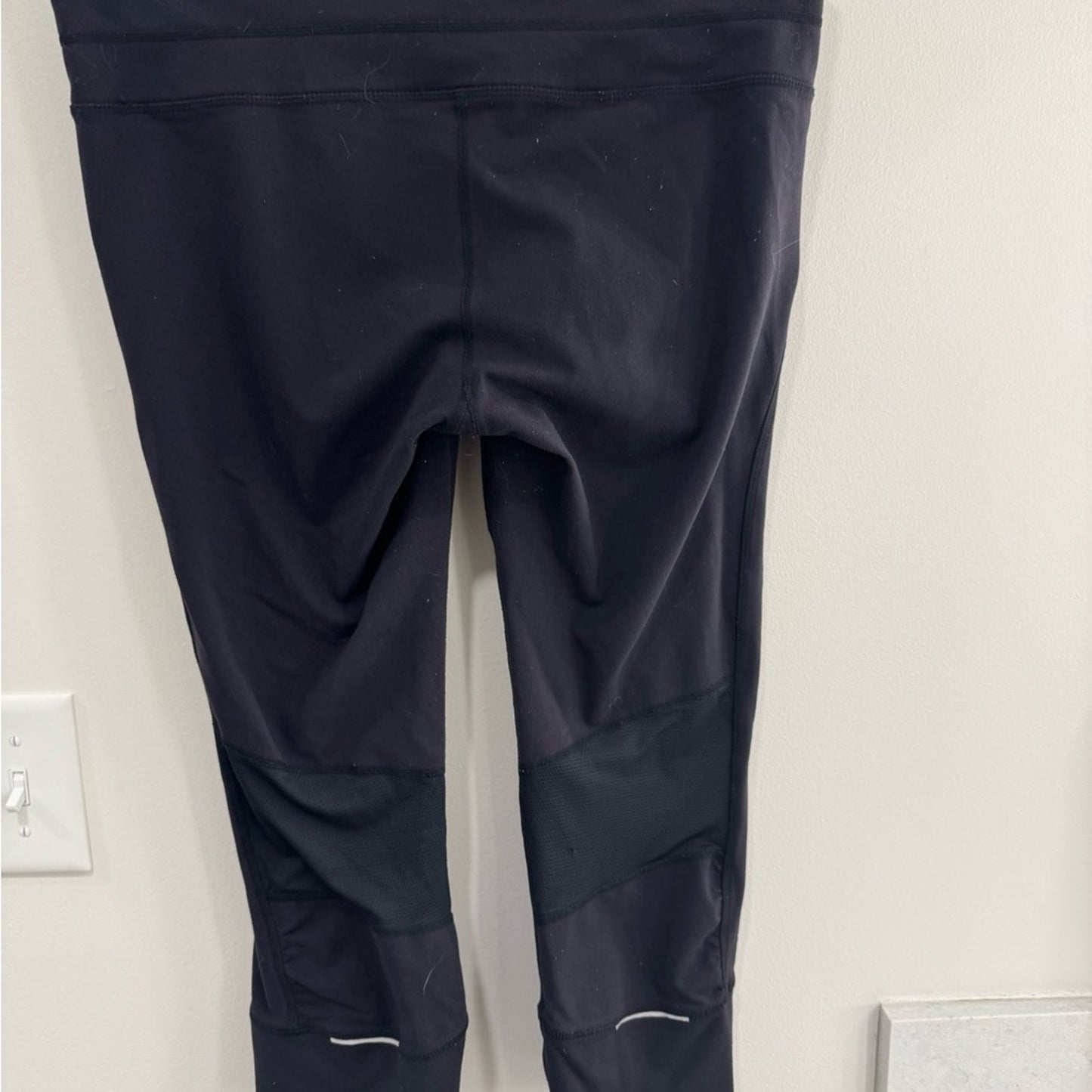 Athleta Relay Capri Black Running Leggings | Size L