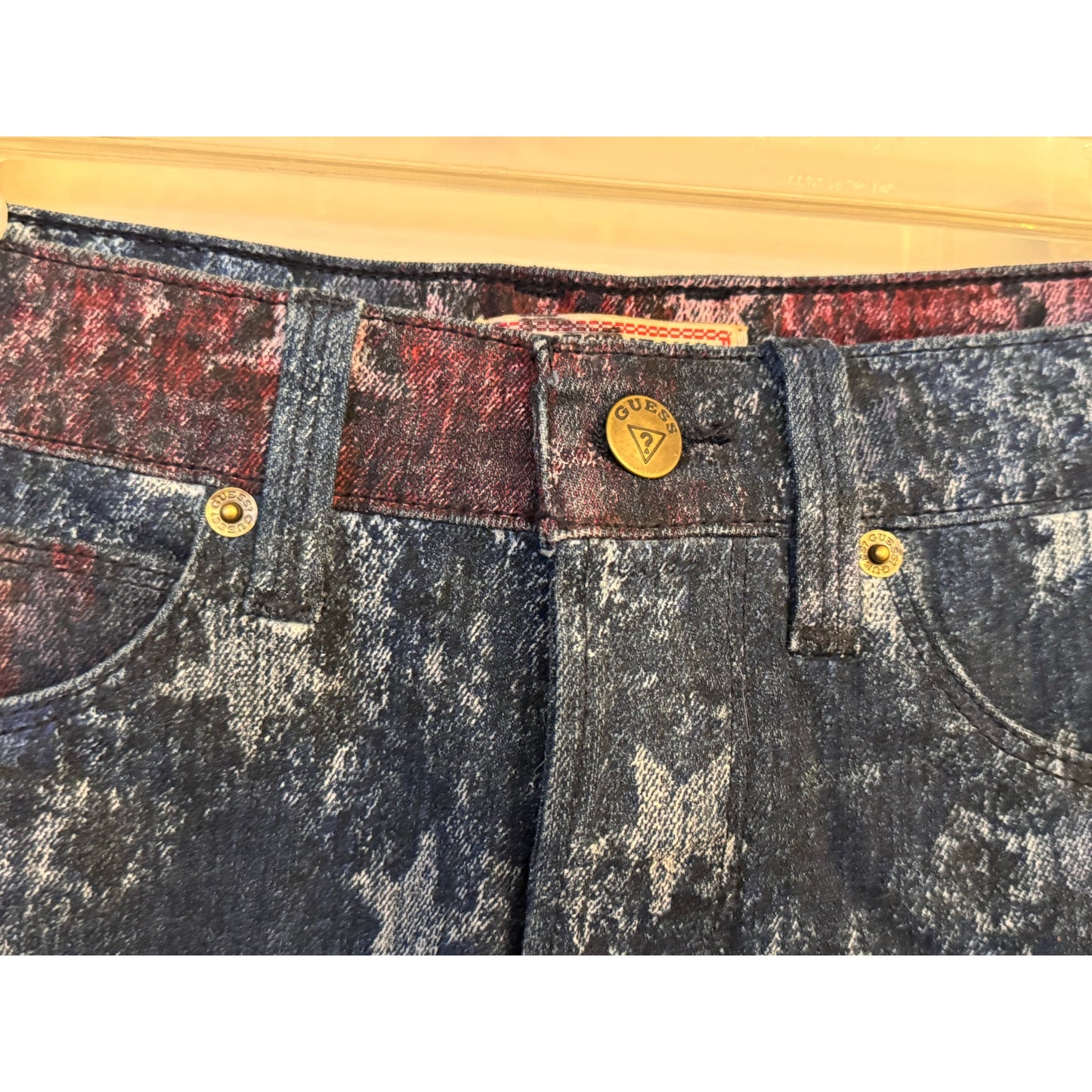 GUESS Star Print High-Rise Denim Shorts – NWT – Size 25