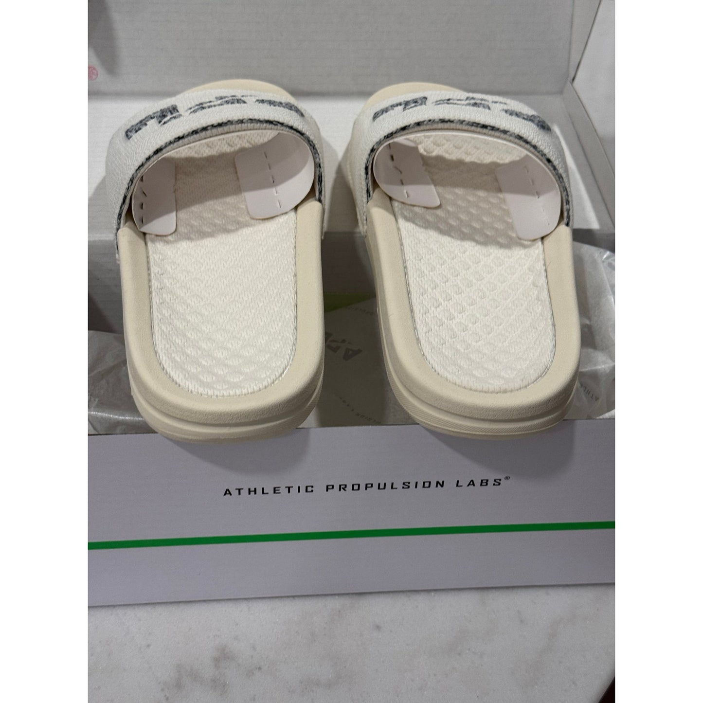 APL Women’s Big Logo Techloom Slide – Pristine/Heather Grey | Size 6 | NEW