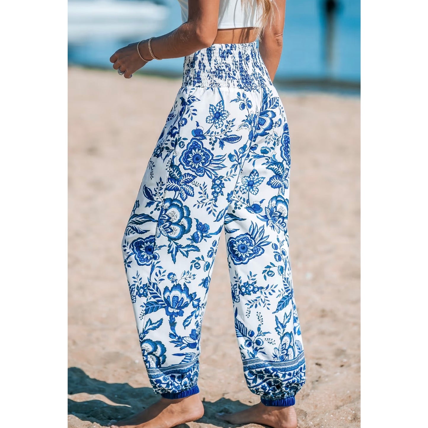 Cupshe Blue & White Floral Smocked Waist Tapered Pants | Medium | NEW