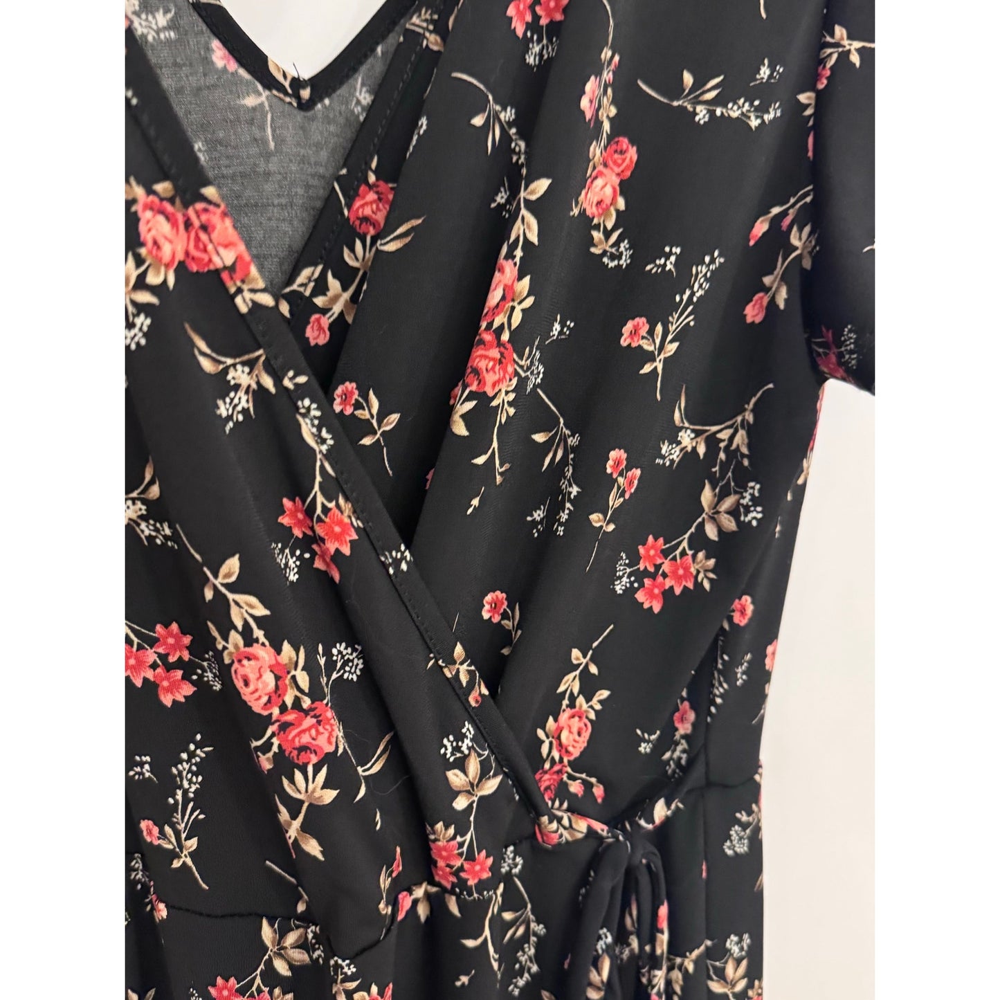 Kaileigh Kaela Floral Faux Wrap Dress XL Black Pink Fit & Flare Flutter Sleeve NEW