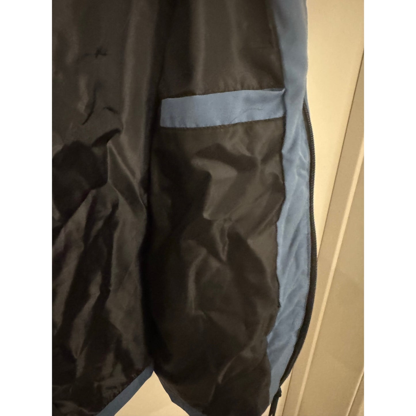 Blue Hooded Windbreaker Jacket Men’s XL Lightweight Outdoor Rain Coat