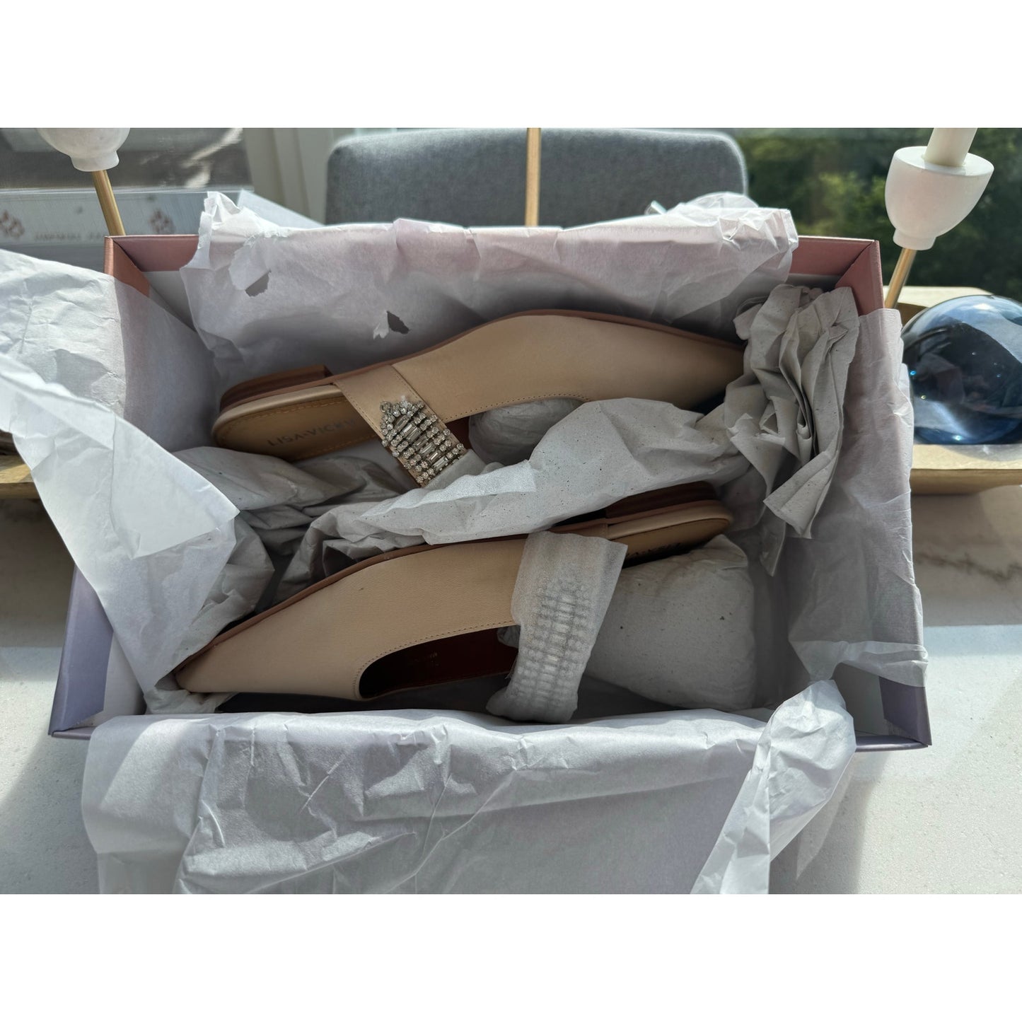 Lisa Vicky MOVE-V Champagne Satin Flats – Rhinestone Strap – Size 7 NEW