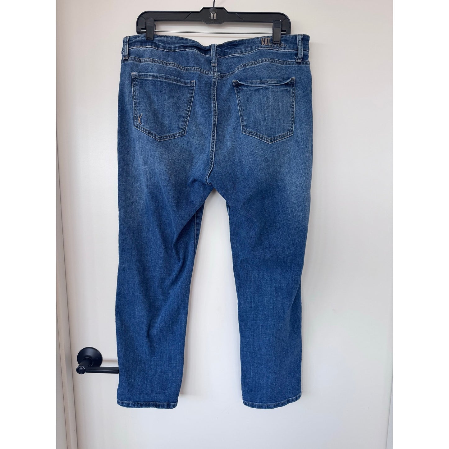 Kut from the Kloth Katy Ankle Straight Jeans Size 14 Distressed Mid Wash