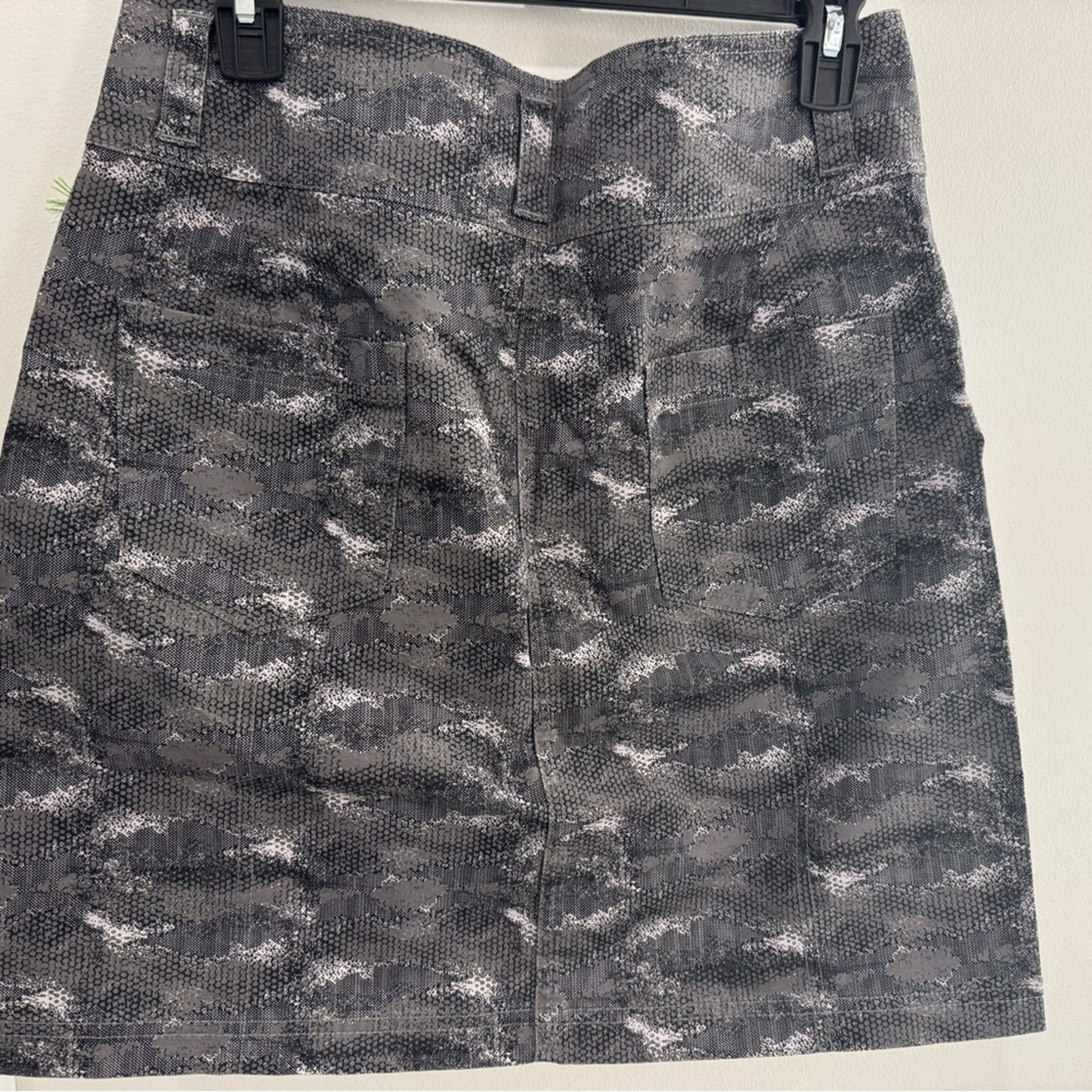 Aventura Clothing Women's Melia Skirt NWT | Gray | Size Medium