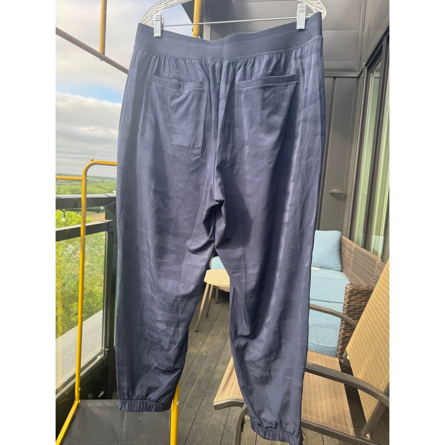 Athleta Brooklyn Jogger Navy Camo Size 14 Travel Pant