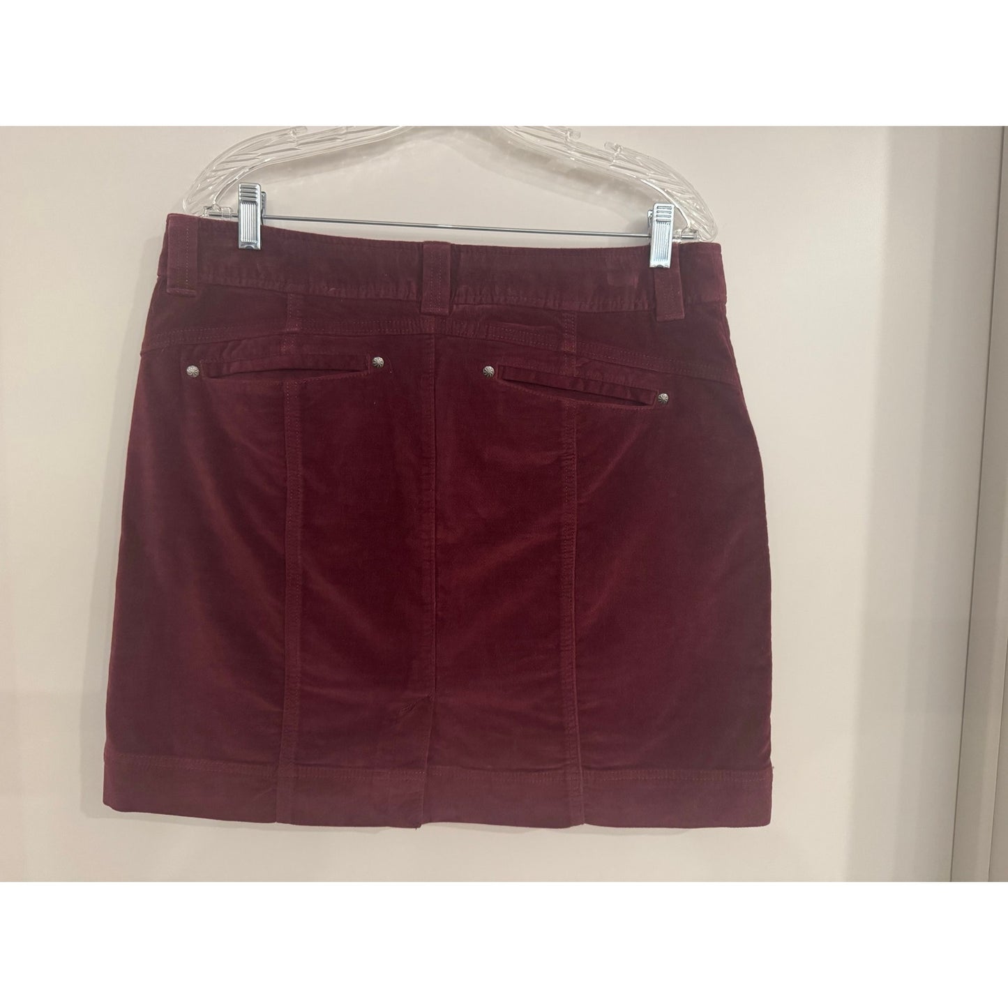 Athleta Roseville Skirt Cherrywood Corduroy Size 12 Stretch Mini Skirt Pockets