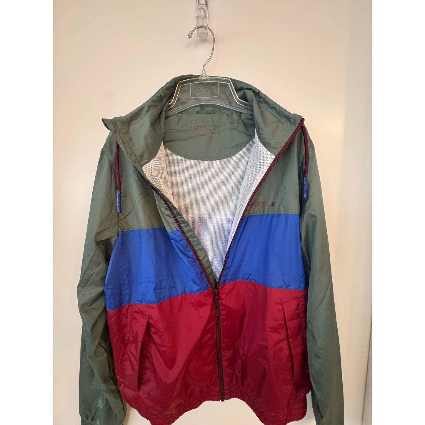 Cotopaxi Teca Vista Full-Zip Windbreaker – Women’s Large / Men’s Medium – New (No Tags)