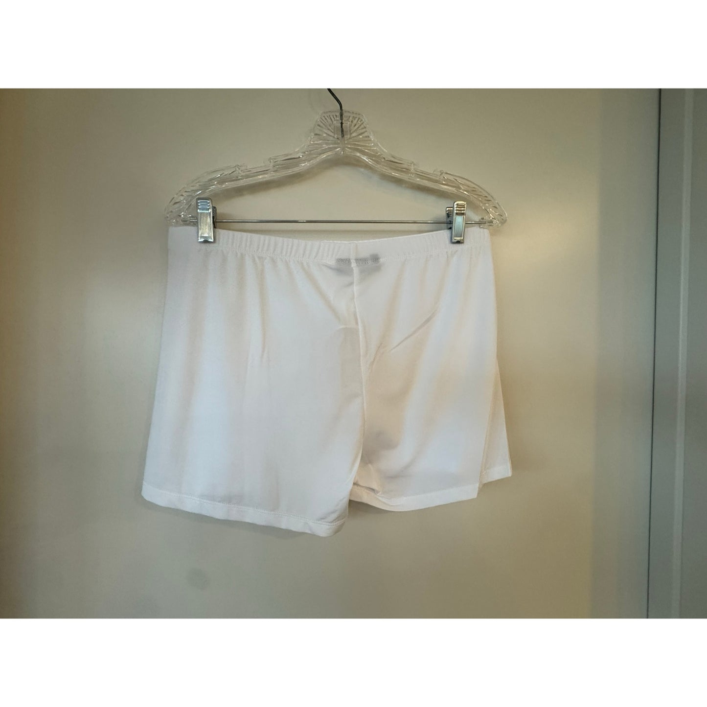 J.Lindeberg Adina Pleated Golf Skirt XL White Includes Matching Shorts NEW
