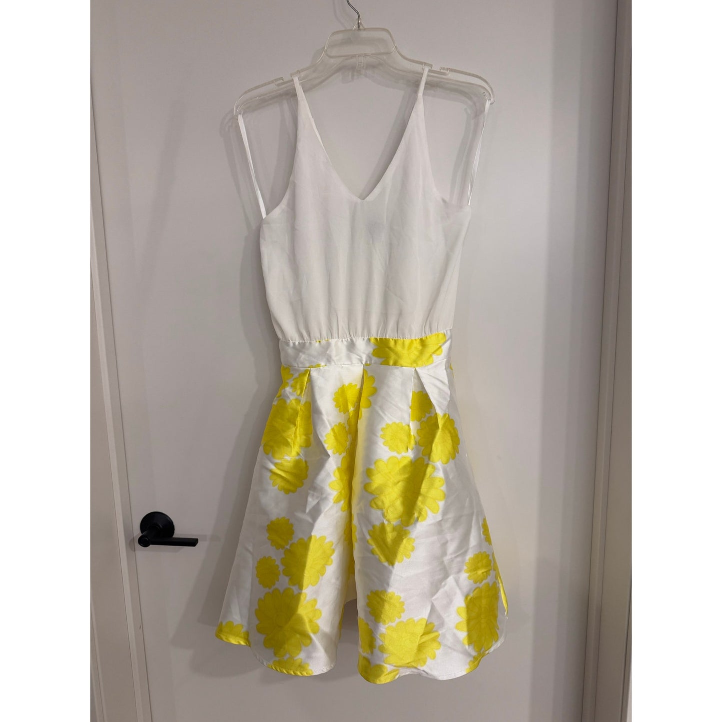 AX Paris Floral Print 2-in-1 Dress – Yellow | NEW | Size US 4