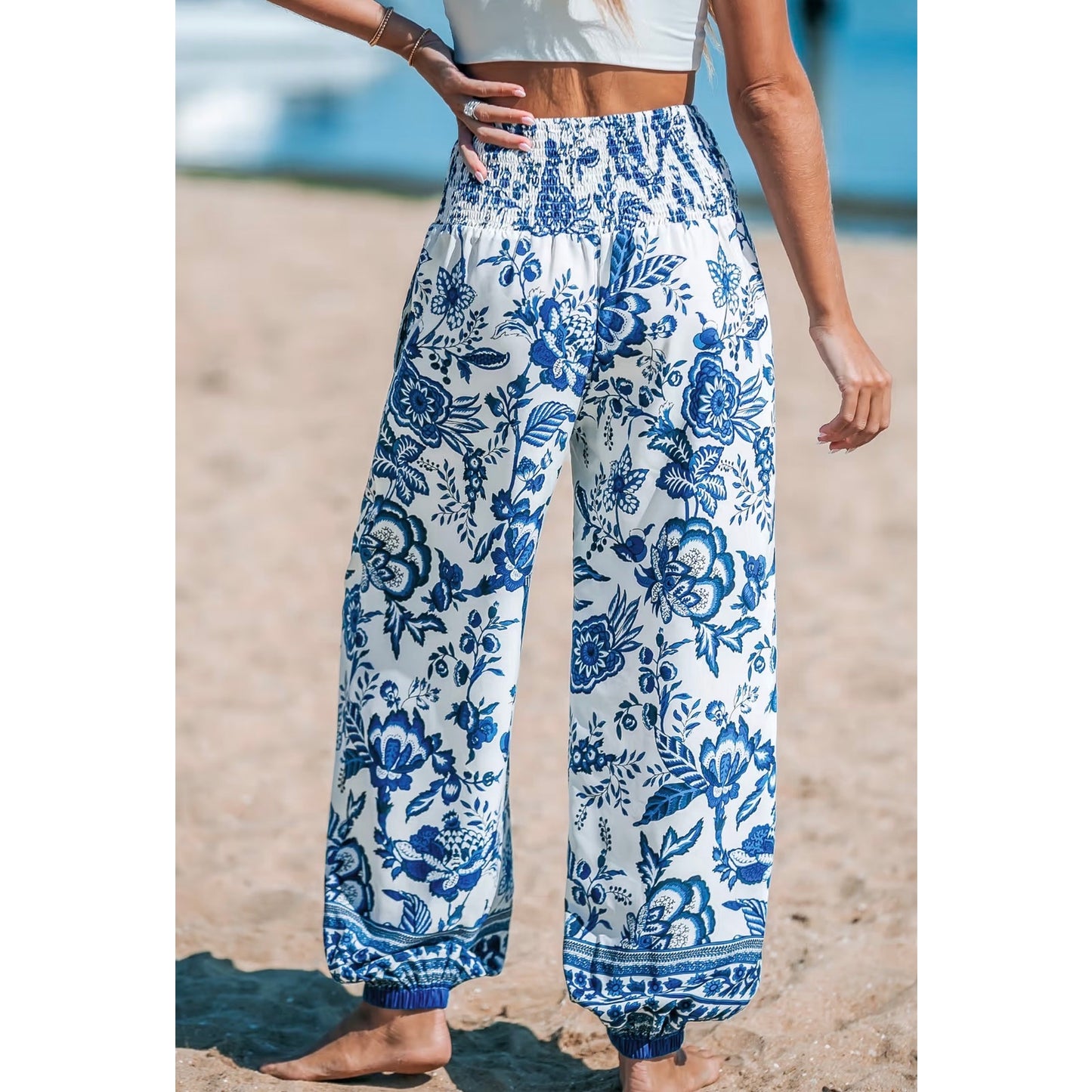 Cupshe Blue & White Floral Smocked Waist Tapered Pants | Medium | NEW