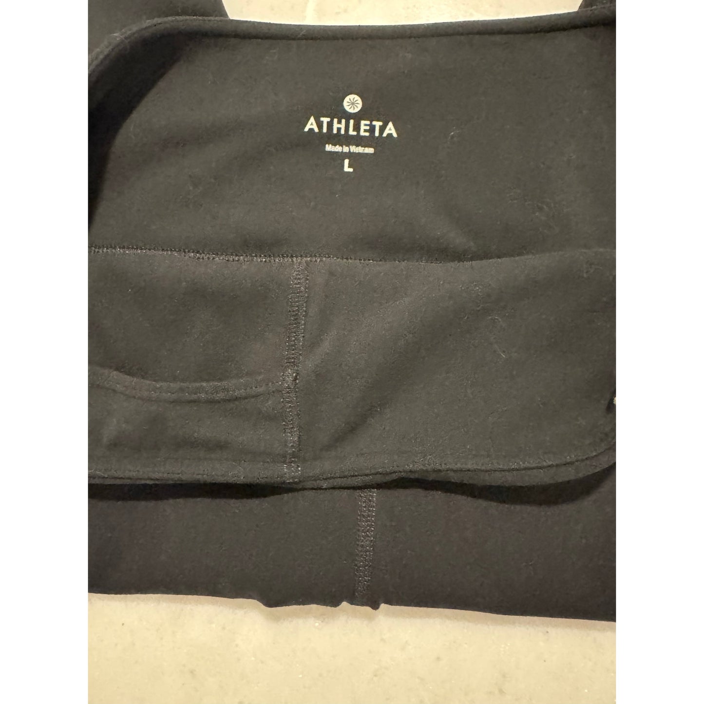 Athleta Salutation 7/8 Leggings | Black | Size Large | Excellent Condition
