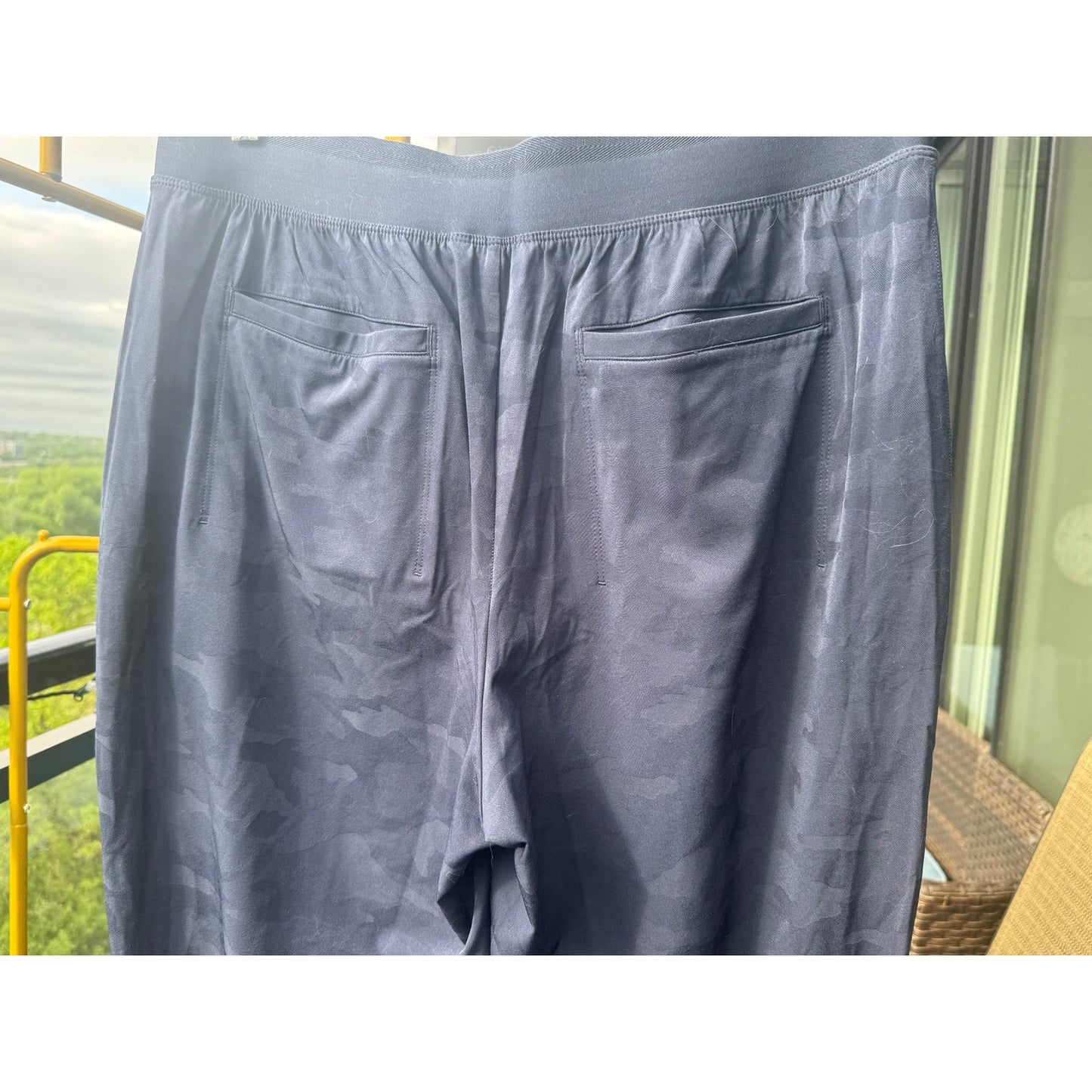 Athleta Brooklyn Jogger Navy Camo Size 14 Travel Pant