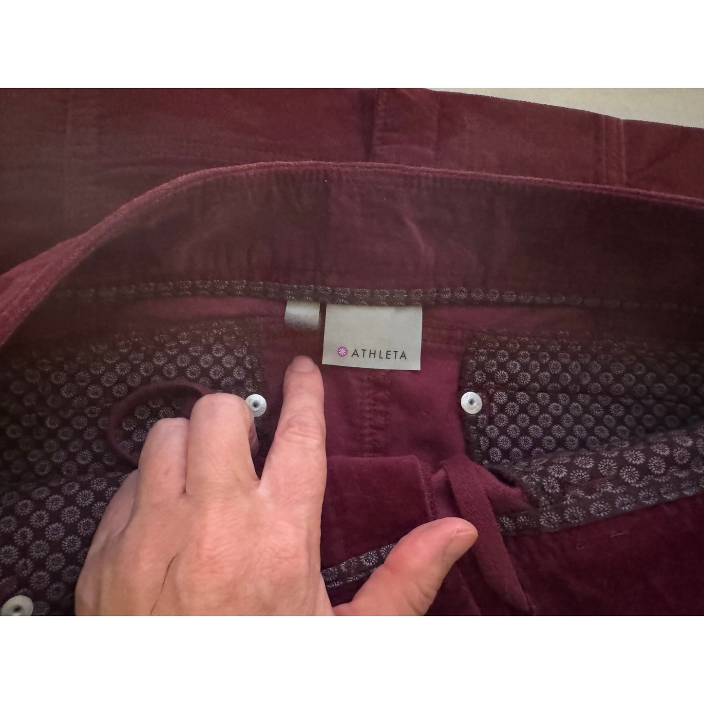 Athleta Roseville Skirt Cherrywood Corduroy Size 12 Stretch Mini Skirt Pockets
