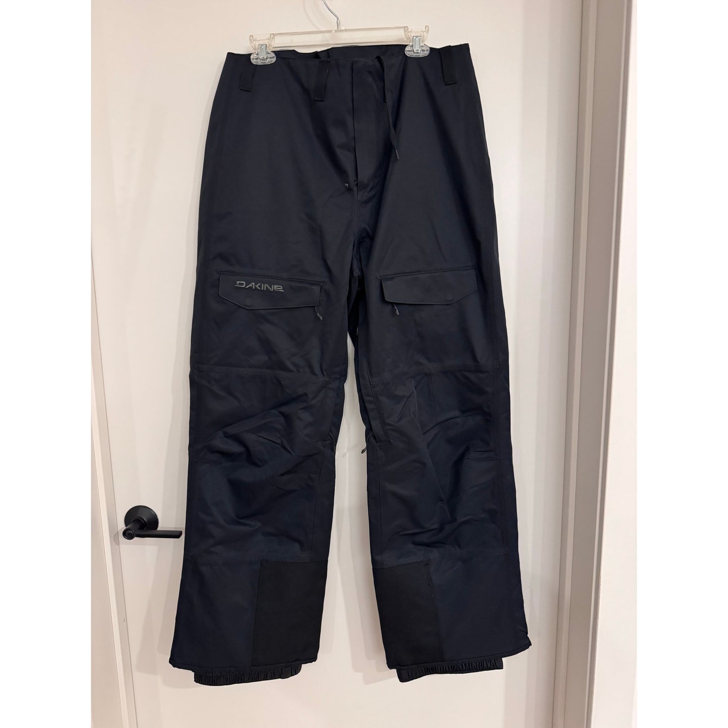 DAKINE Reach 20K 2L Snow Pants – Women’s Medium – Black– NEW with RECCO