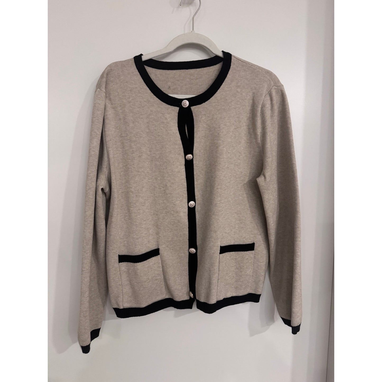 Herfan Women's Contract Binding Button Front Fitted Cardigan | XL