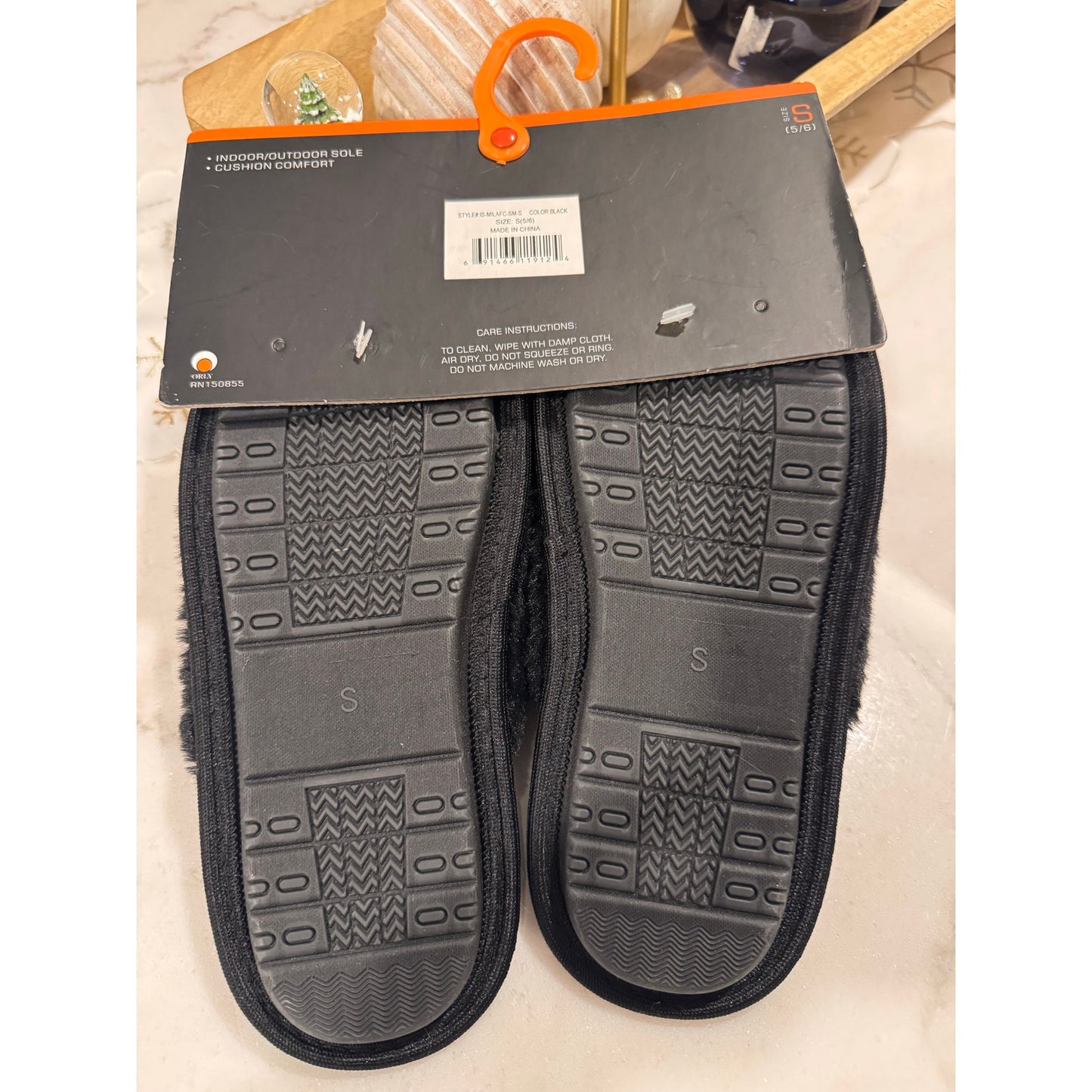French Connection Women’s Mila Plush Slippers – Black | Size S (5-6) | NEW