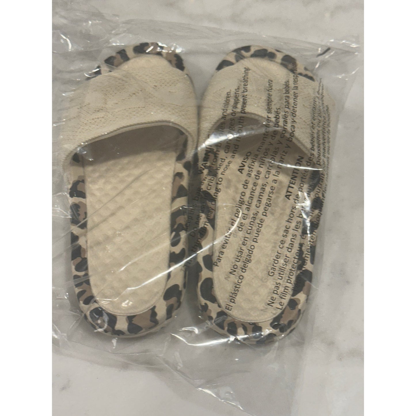 APL Big Logo TechLoom Slides – Leopard Print | Size 5 NEW (would fit a 6)