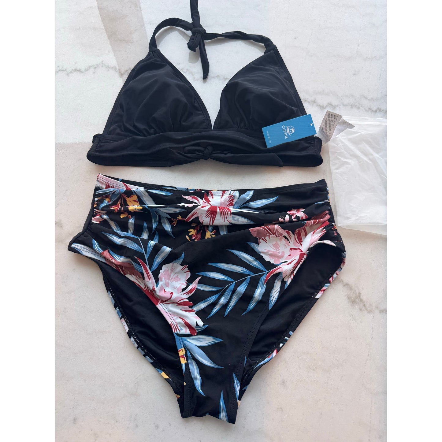 Cupshe Tropical Vibes Halter Bikini Set – Size Large NWT