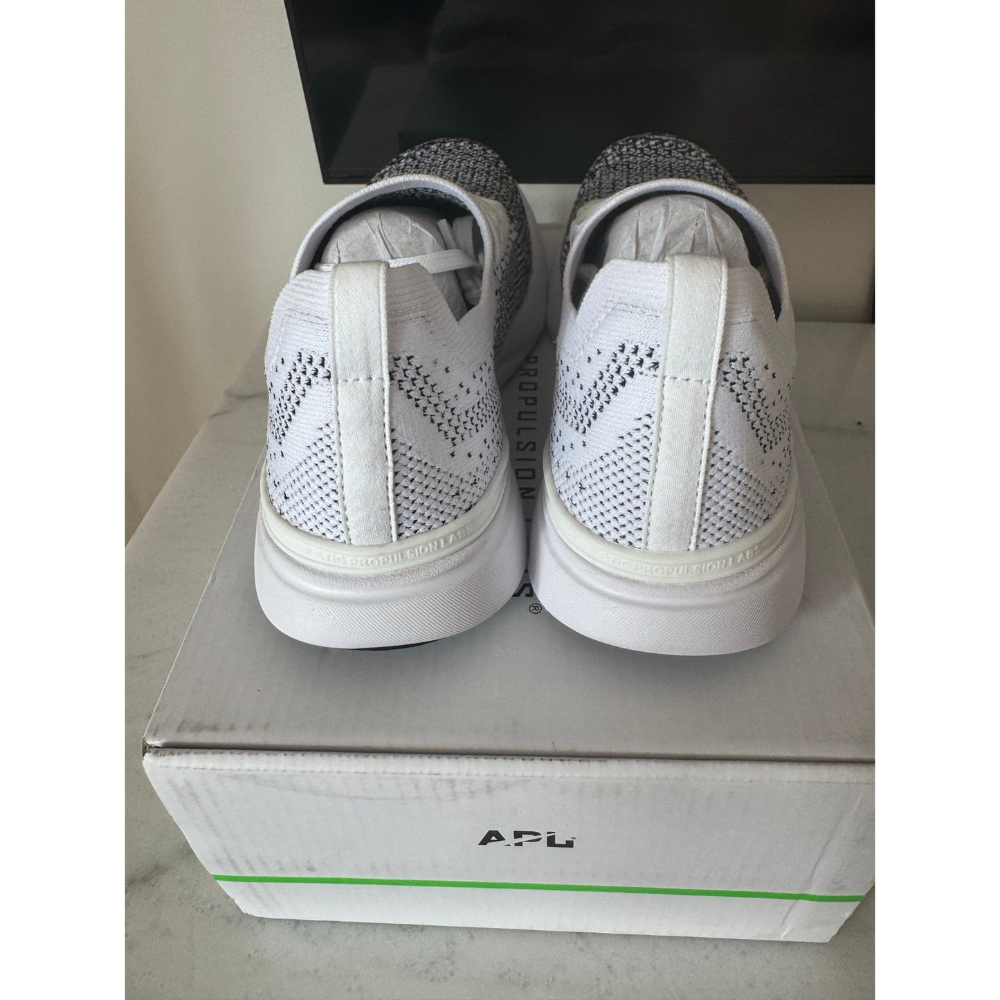 APL TechLoom Breeze Sneakers Women's 5.5 White Black Ombre NEW