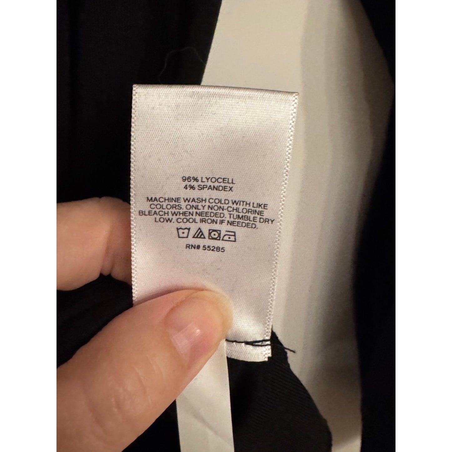 Express Supersoft Double Layer Fitted Long Sleeve Tee Black | Large | NEW