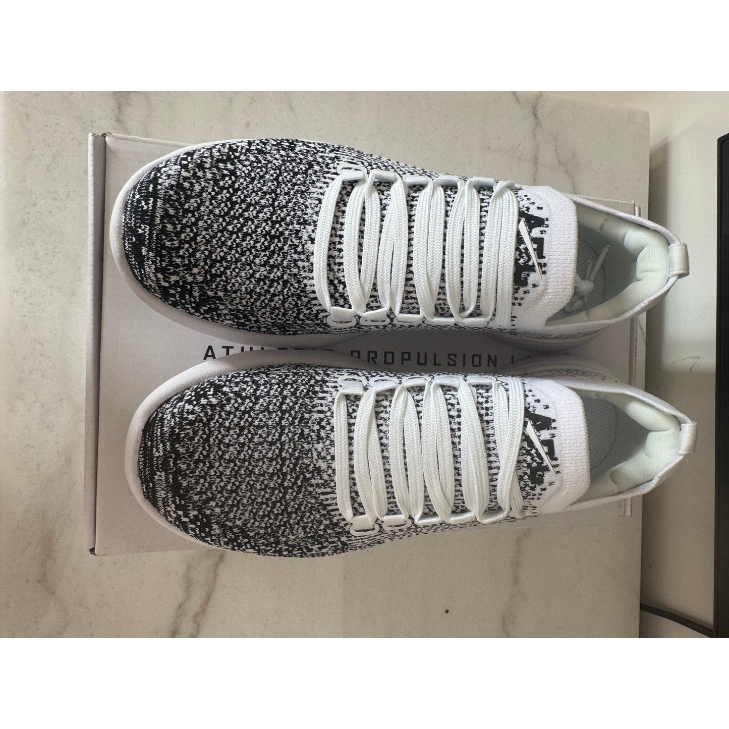 APL TechLoom Breeze Sneakers Women's 5.5 White Black Ombre NEW