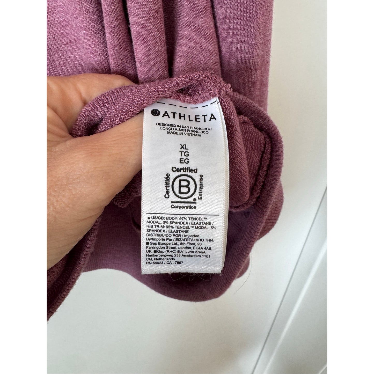 Athleta XL Oversized Cowl Neck Pullover Sweatshirt Mauve Thumbholes