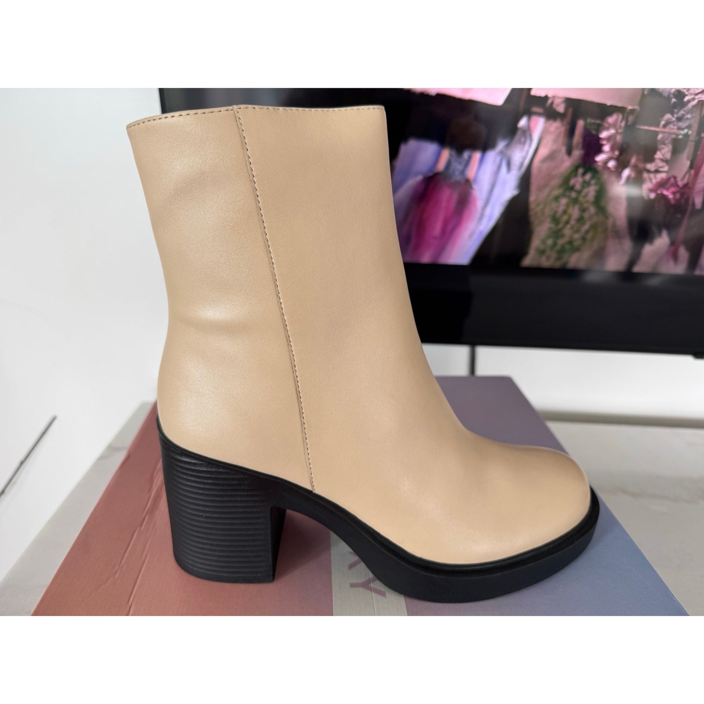 Lisa Vicky VALID-V Chunky Heel Ankle Boots | Size 7 NEW