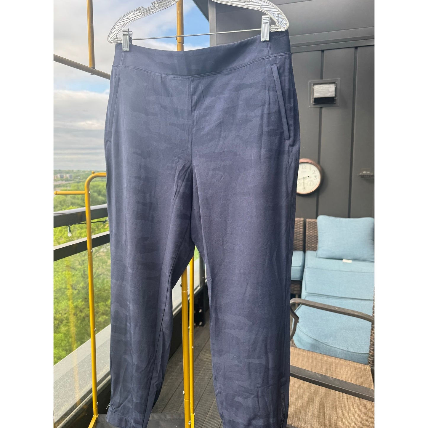 Athleta Brooklyn Jogger Navy Camo Size 14 Travel Pant