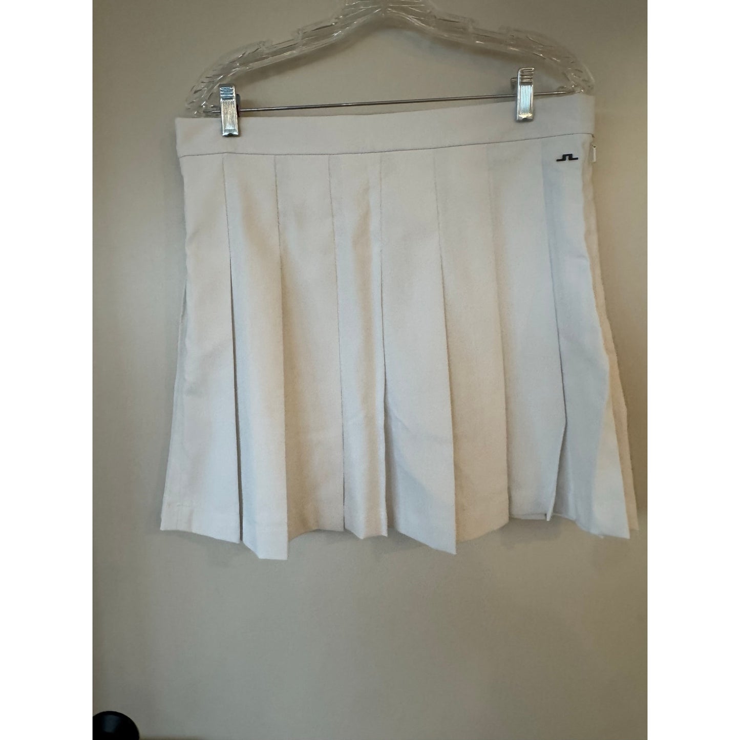 J.Lindeberg Adina Pleated Golf Skirt Large White Includes Matching Shorts NEW