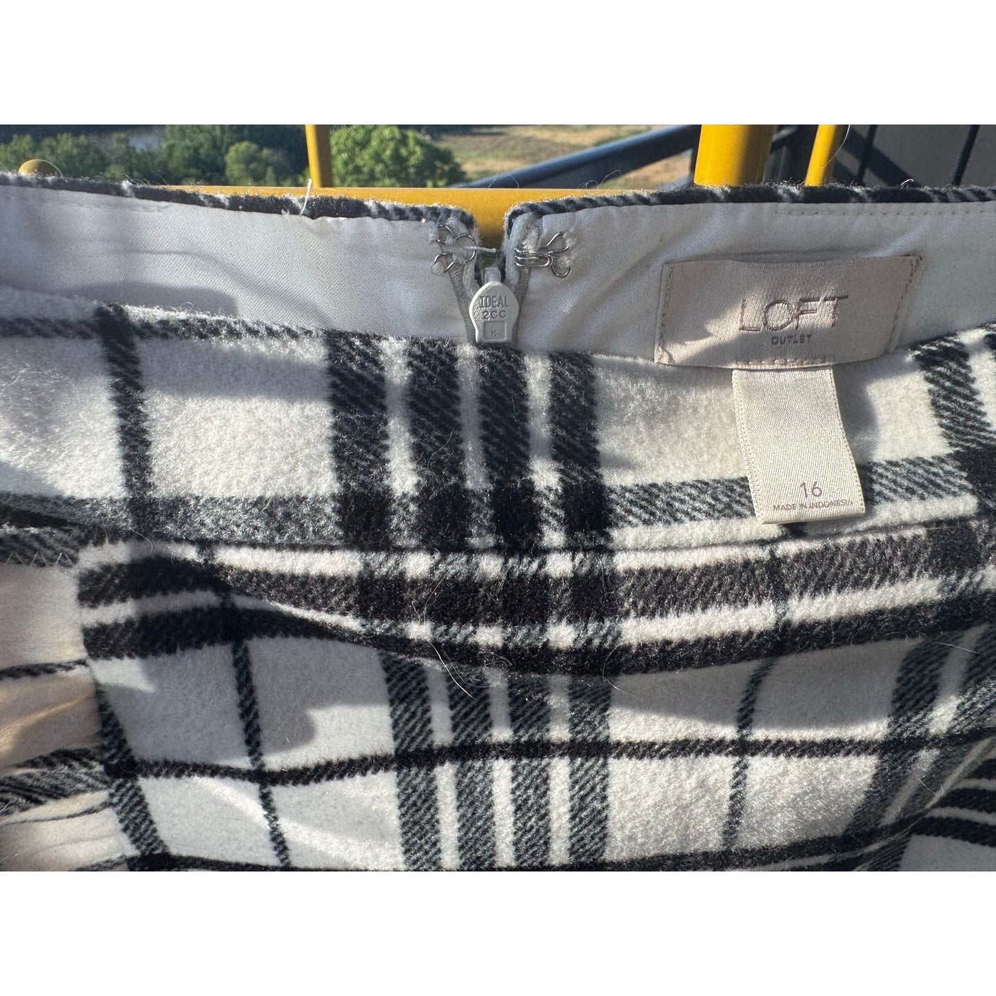 LOFT Black White Plaid Mini Skirt Wool Blend Satin Lined Size 16