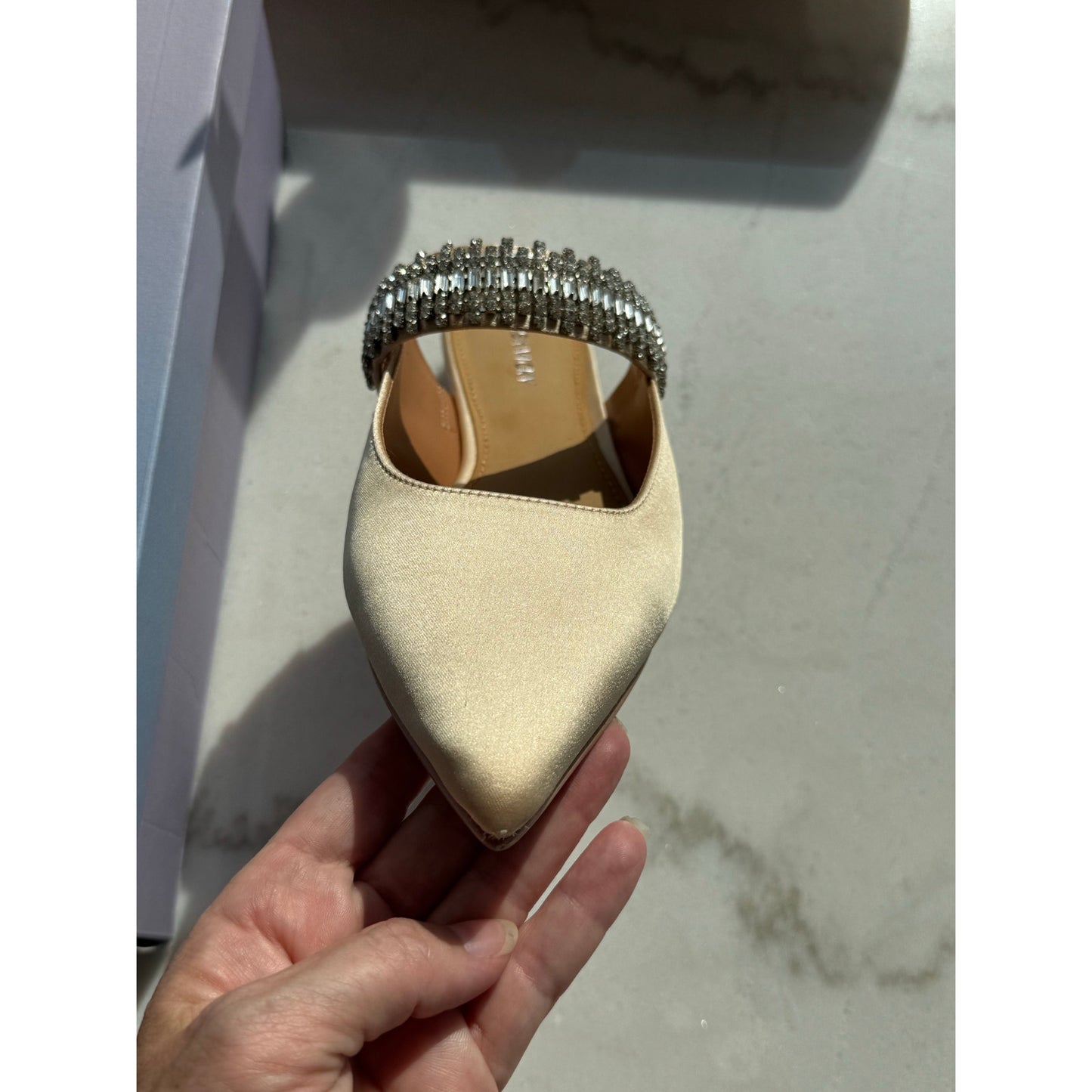 Lisa Vicky MOVE-V Champagne Satin Flats – Rhinestone Strap – Size 7 NEW