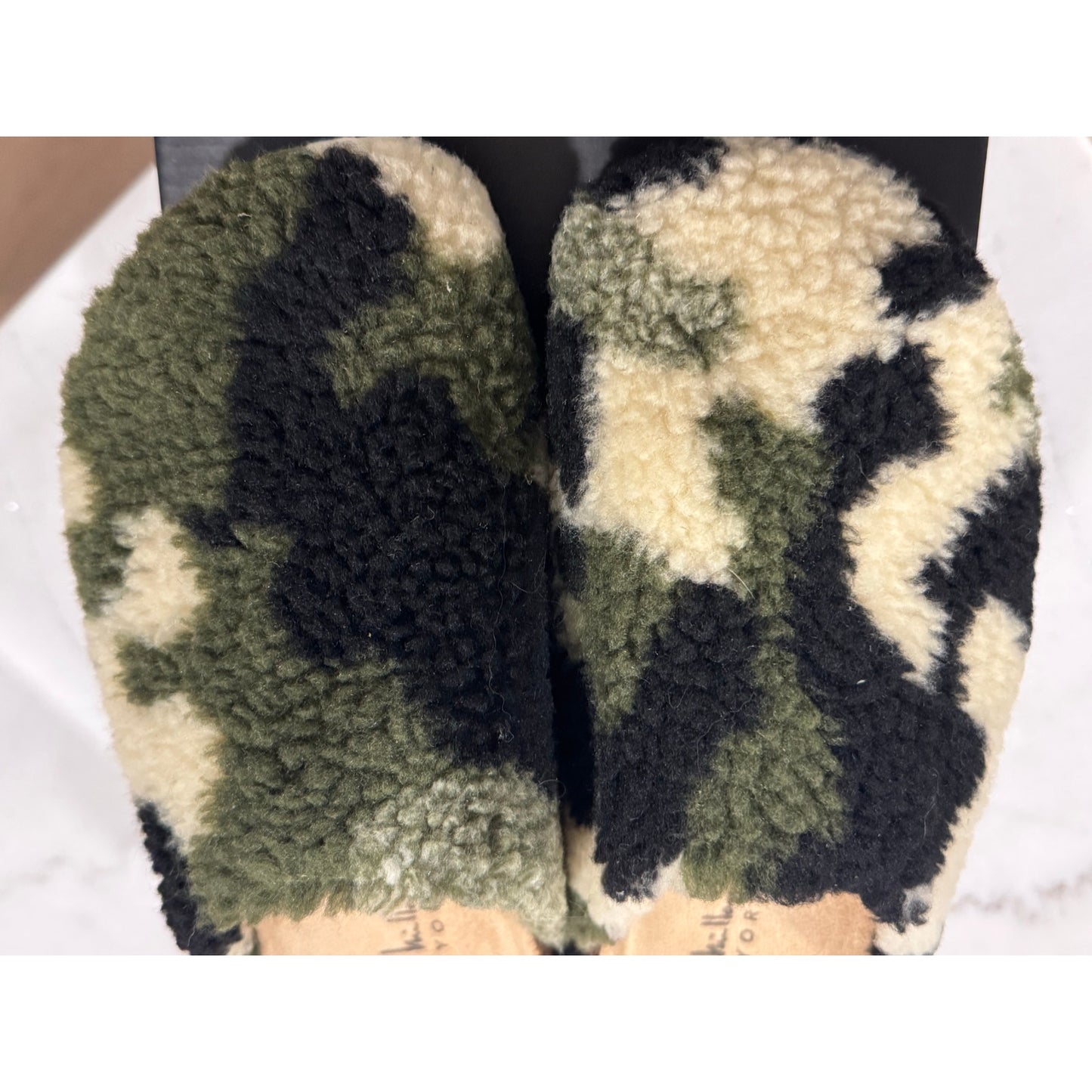 Nicole Miller Faux Fur Bondy Slippers – Green Camo | Women’s Size 6 | NEW